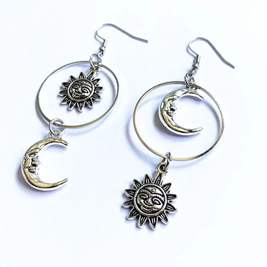 Boucles D'oreilles Lune et Soleil Argentées