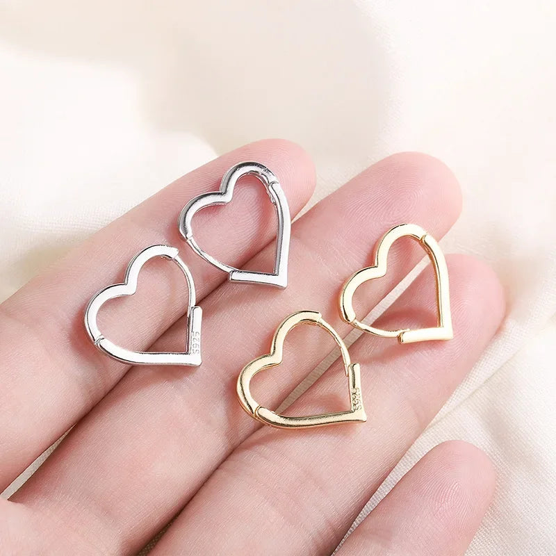 Boucles D'Oreilles Cœur Minimaliste à Clip